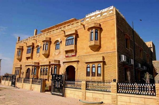 Hotel Pansari Palace